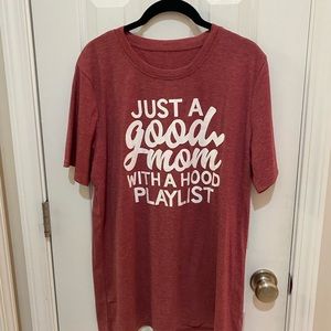 Women’s L Graphic Tee Maroon Red NWOT